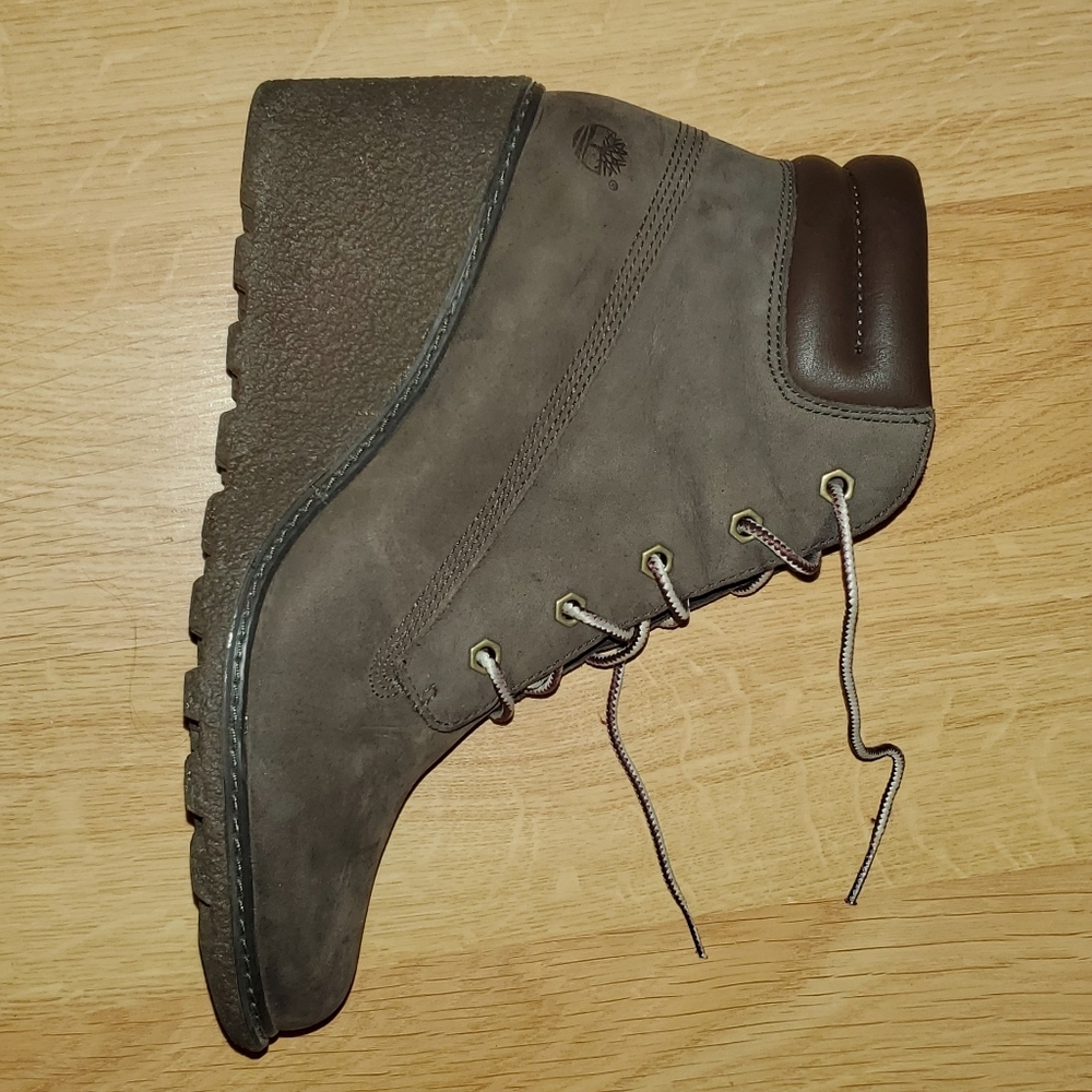 Women's Timberland Boots Size 9